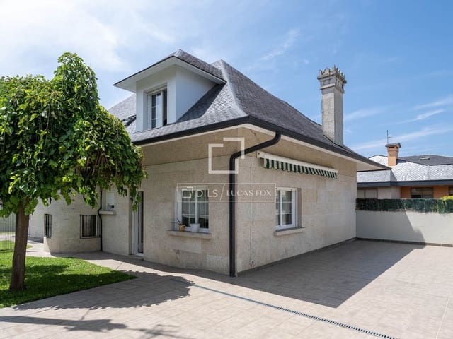 6 camera da letto Villa in vendita in Vigo con garage - 950.000 € (Rif: 9966069)