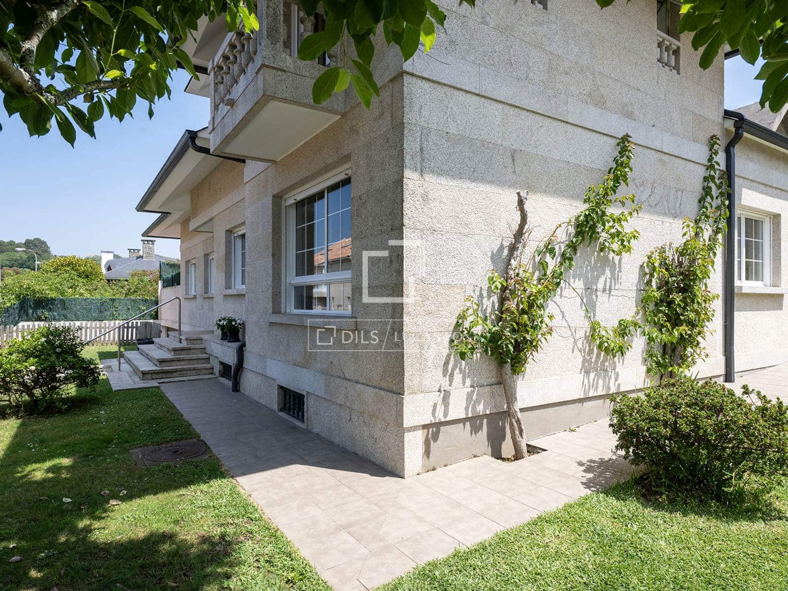 6 camera da letto Villa in vendita in Vigo con garage - 950.000 € (Rif: 9966069)