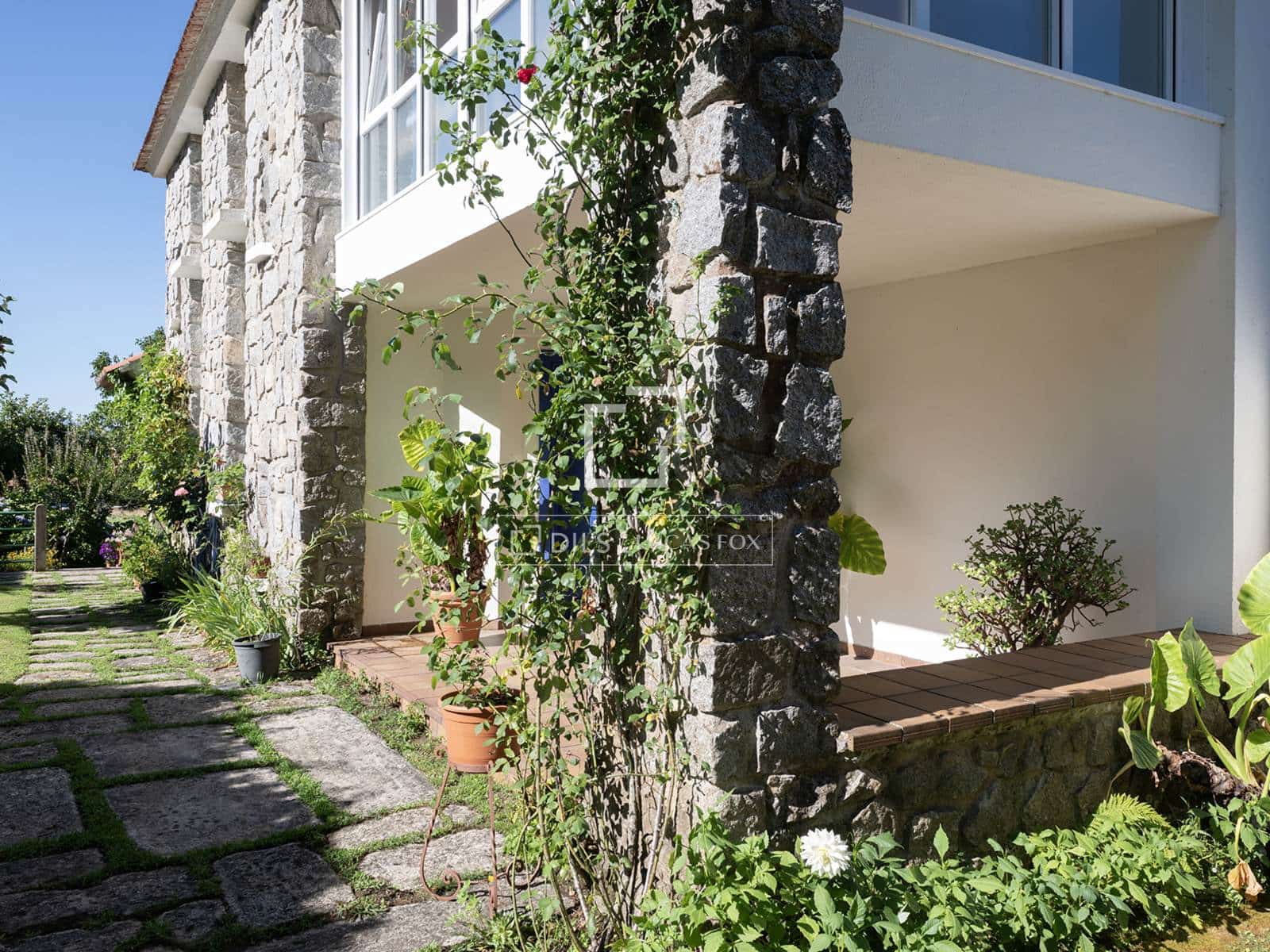 5 camera da letto Villa in vendita in Tomino con piscina garage - 420.000 € (Rif: 9966070)