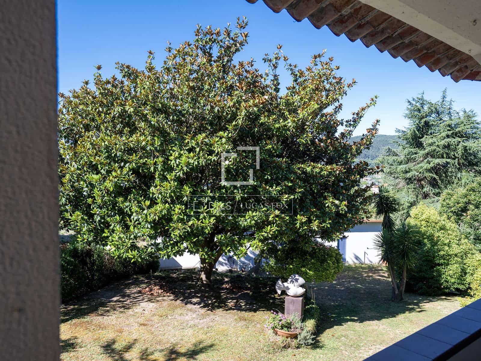 5 camera da letto Villa in vendita in Tomino con piscina garage - 420.000 € (Rif: 9966070)