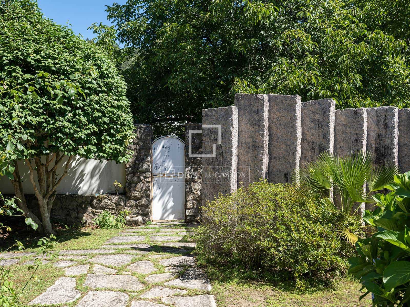 5 camera da letto Villa in vendita in Tomino con piscina garage - 420.000 € (Rif: 9966070)