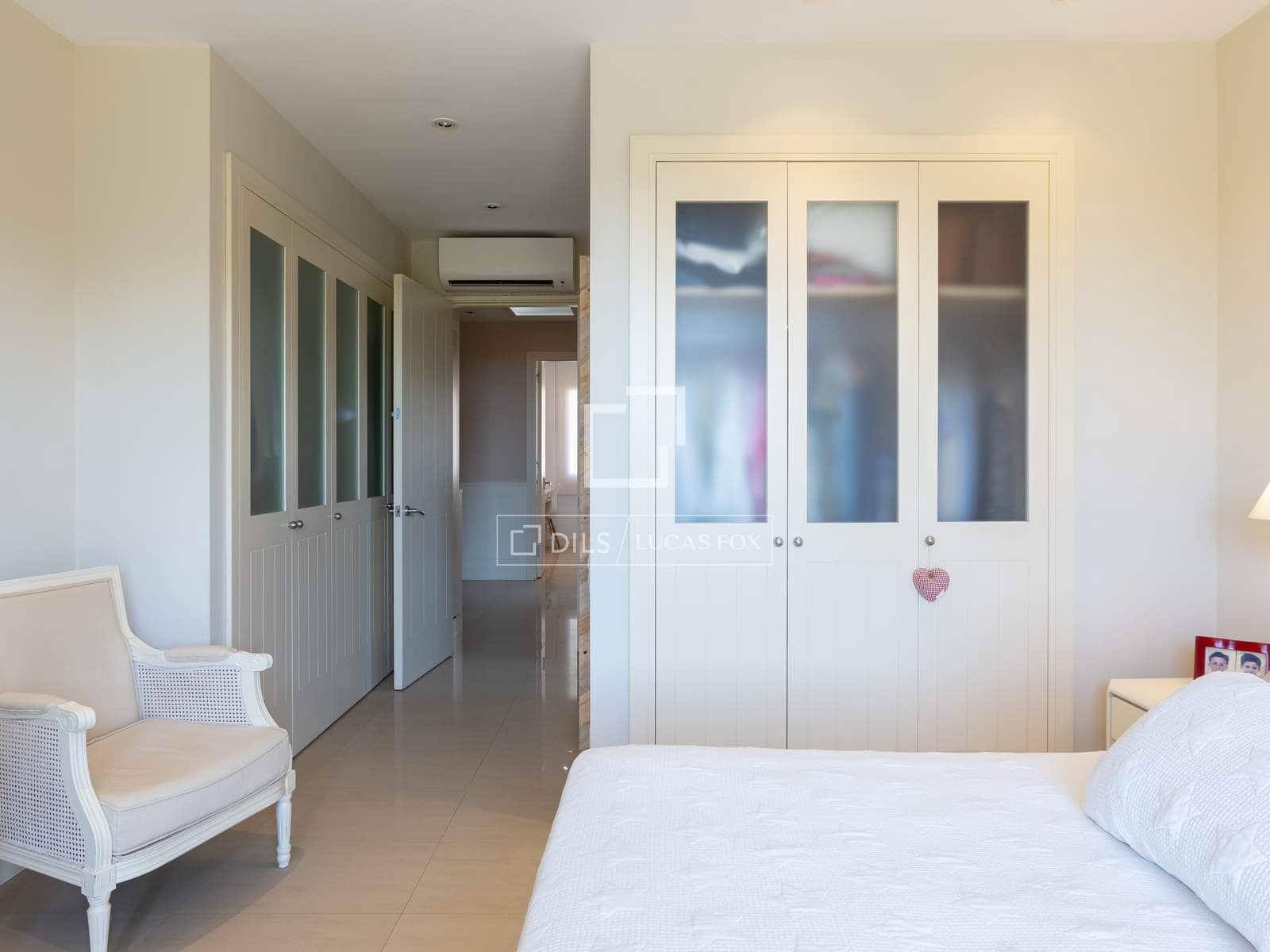 4 camera da letto Villa in vendita in Sant Vicenc de Montalt con piscina garage - 1.100.000 € (Rif: 9967091)
