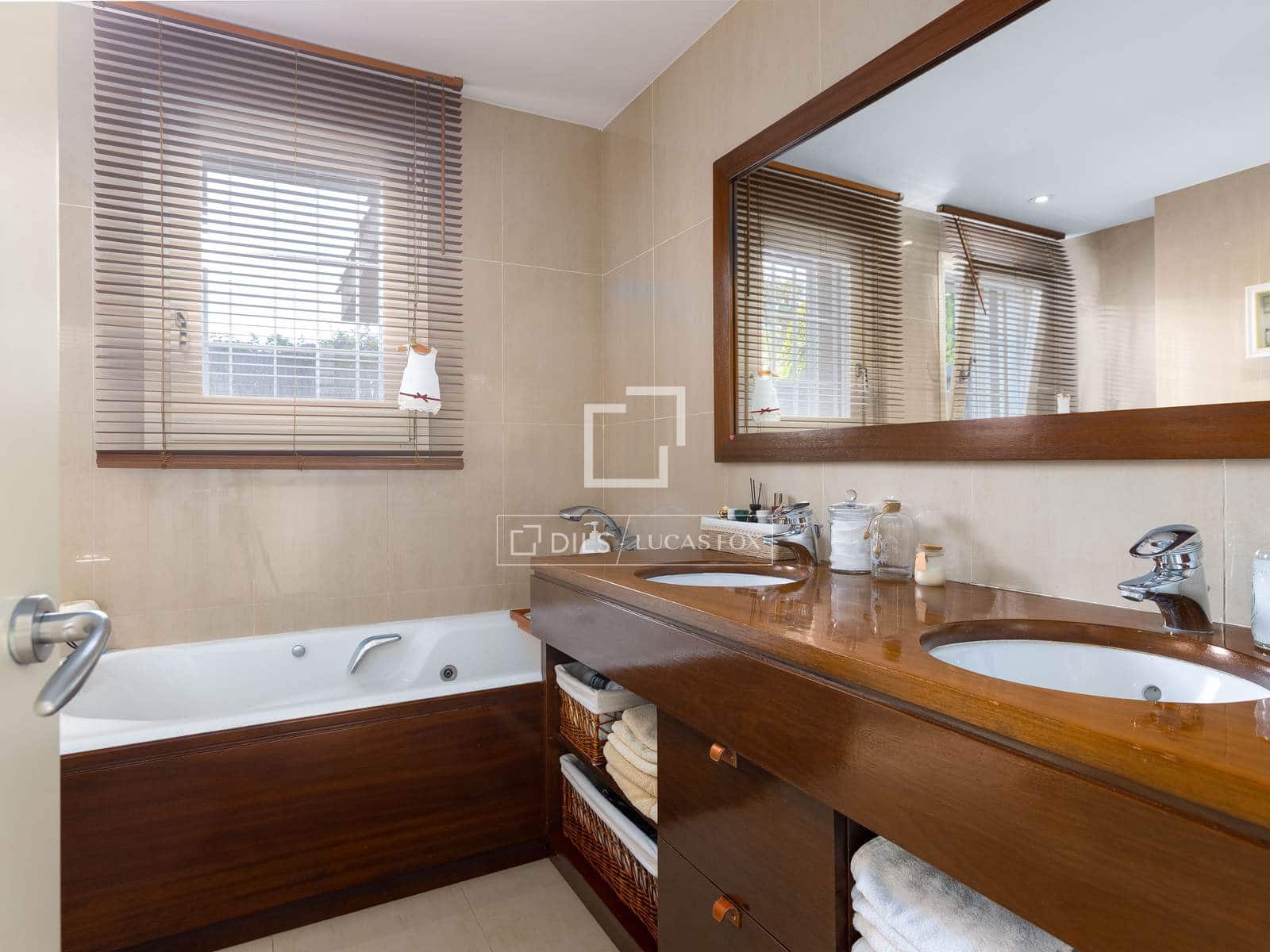 4 camera da letto Villa in vendita in Sant Vicenc de Montalt con piscina garage - 1.100.000 € (Rif: 9967091)