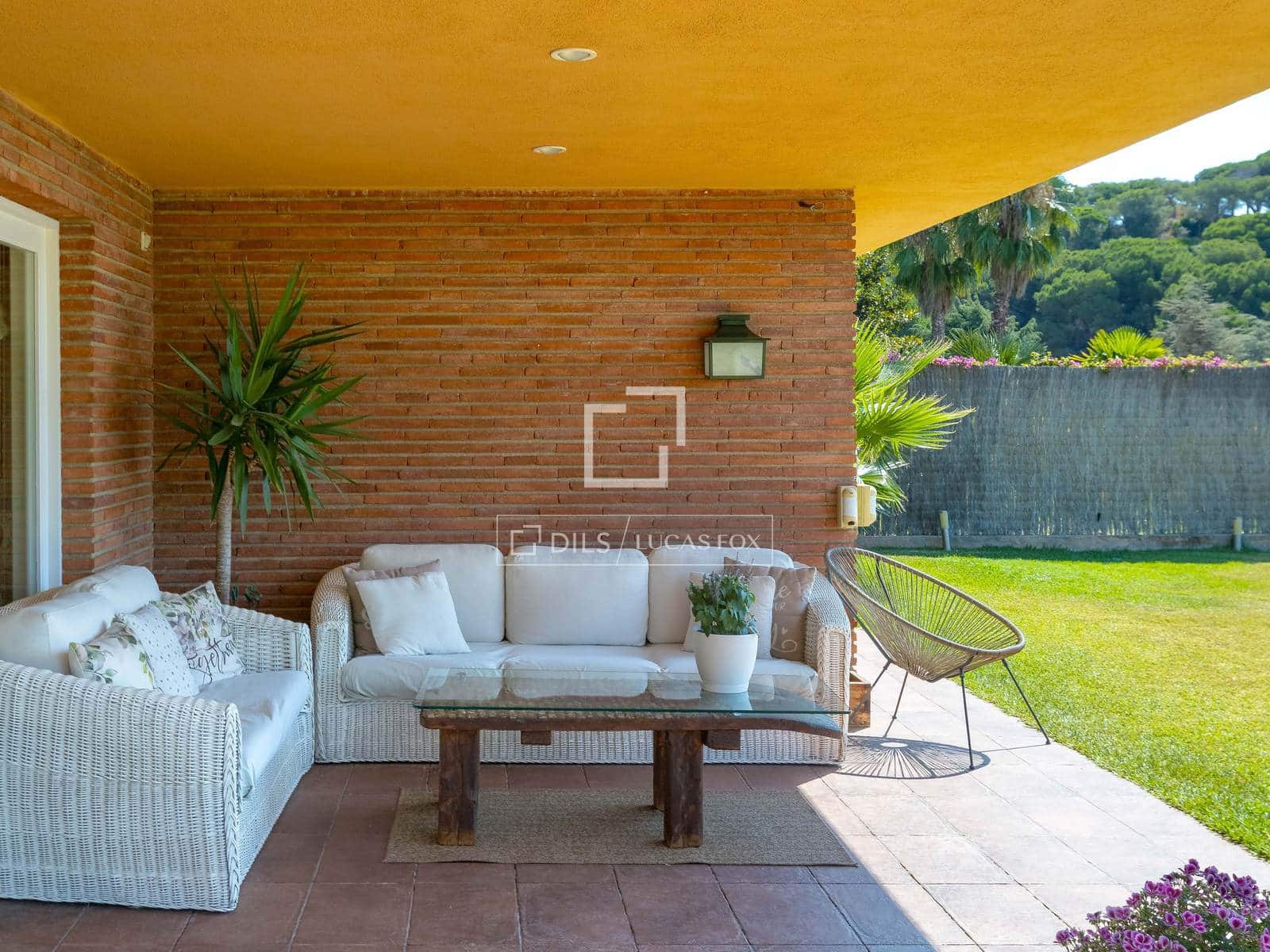 4 camera da letto Villa in vendita in Sant Vicenc de Montalt con piscina garage - 1.100.000 € (Rif: 9967091)