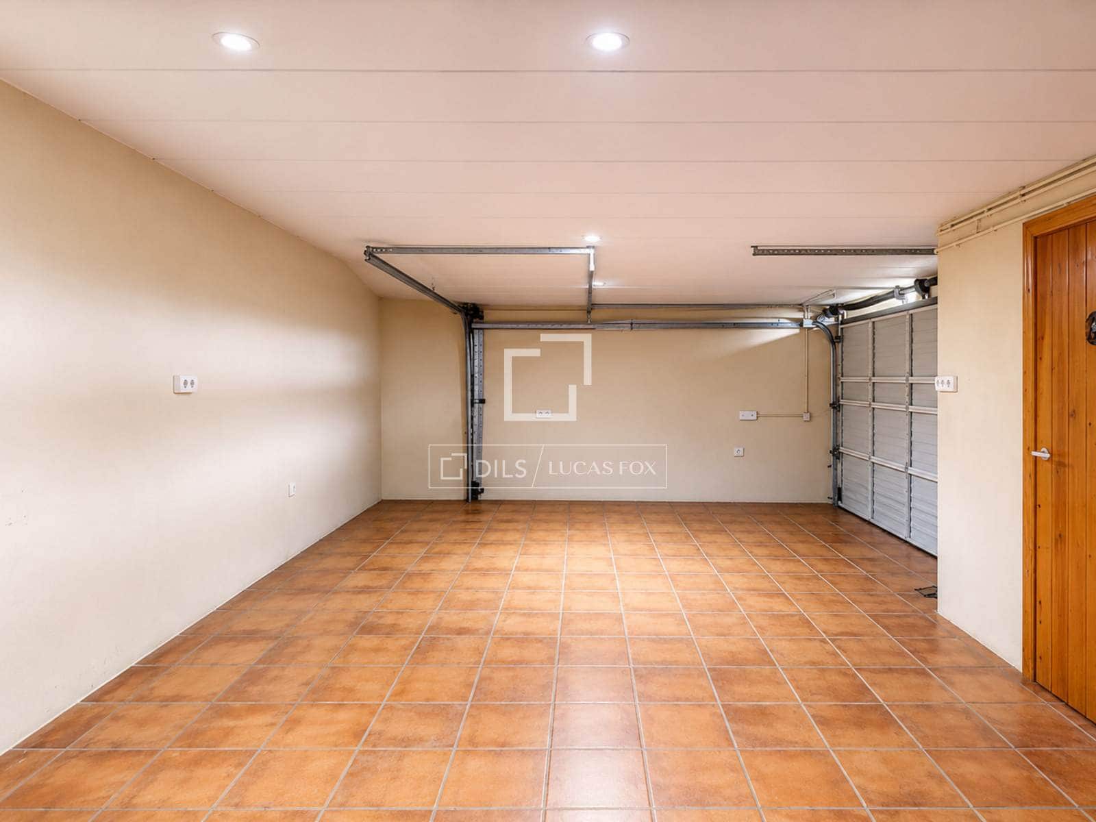 4 camera da letto Villa in vendita in Sant Vicenc de Montalt con piscina garage - 1.100.000 € (Rif: 9967091)
