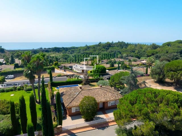 4 camera da letto Villa in vendita in Sant Vicenç de Montalt con piscina garage - 1.100.000 € (Rif: 9967091)