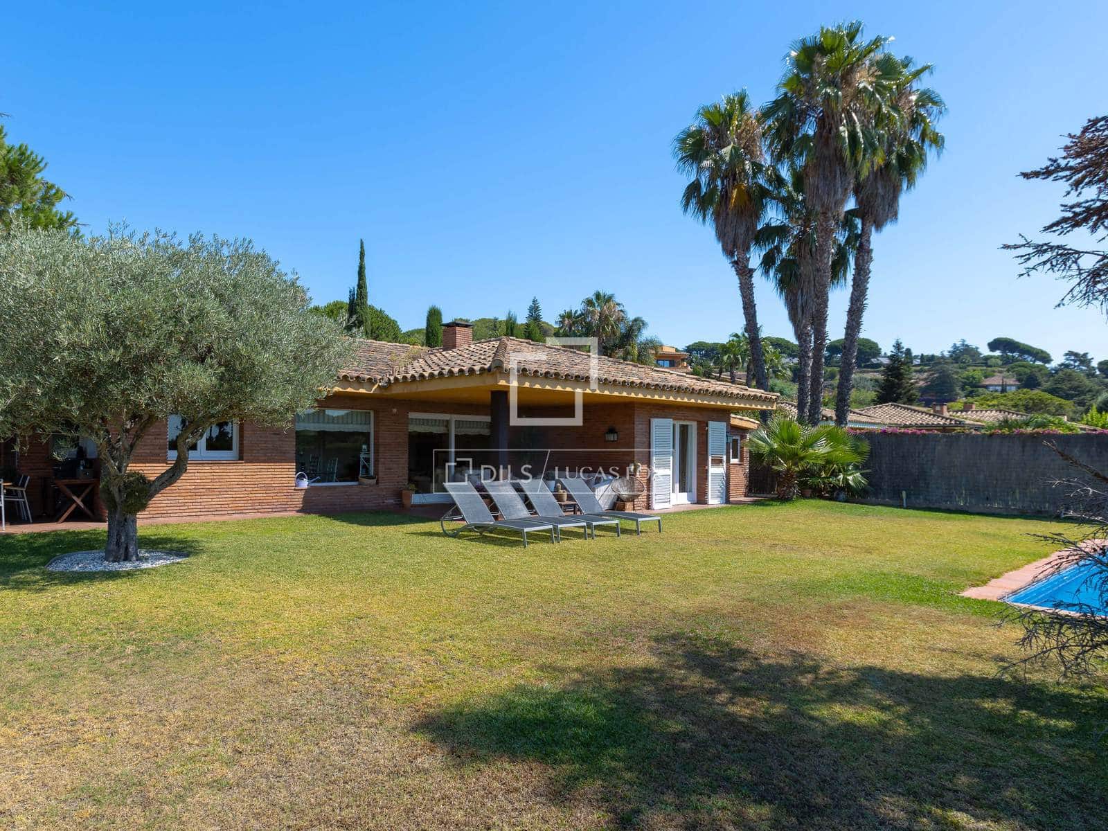4 camera da letto Villa in vendita in Sant Vicenc de Montalt con piscina garage - 1.100.000 € (Rif: 9967091)