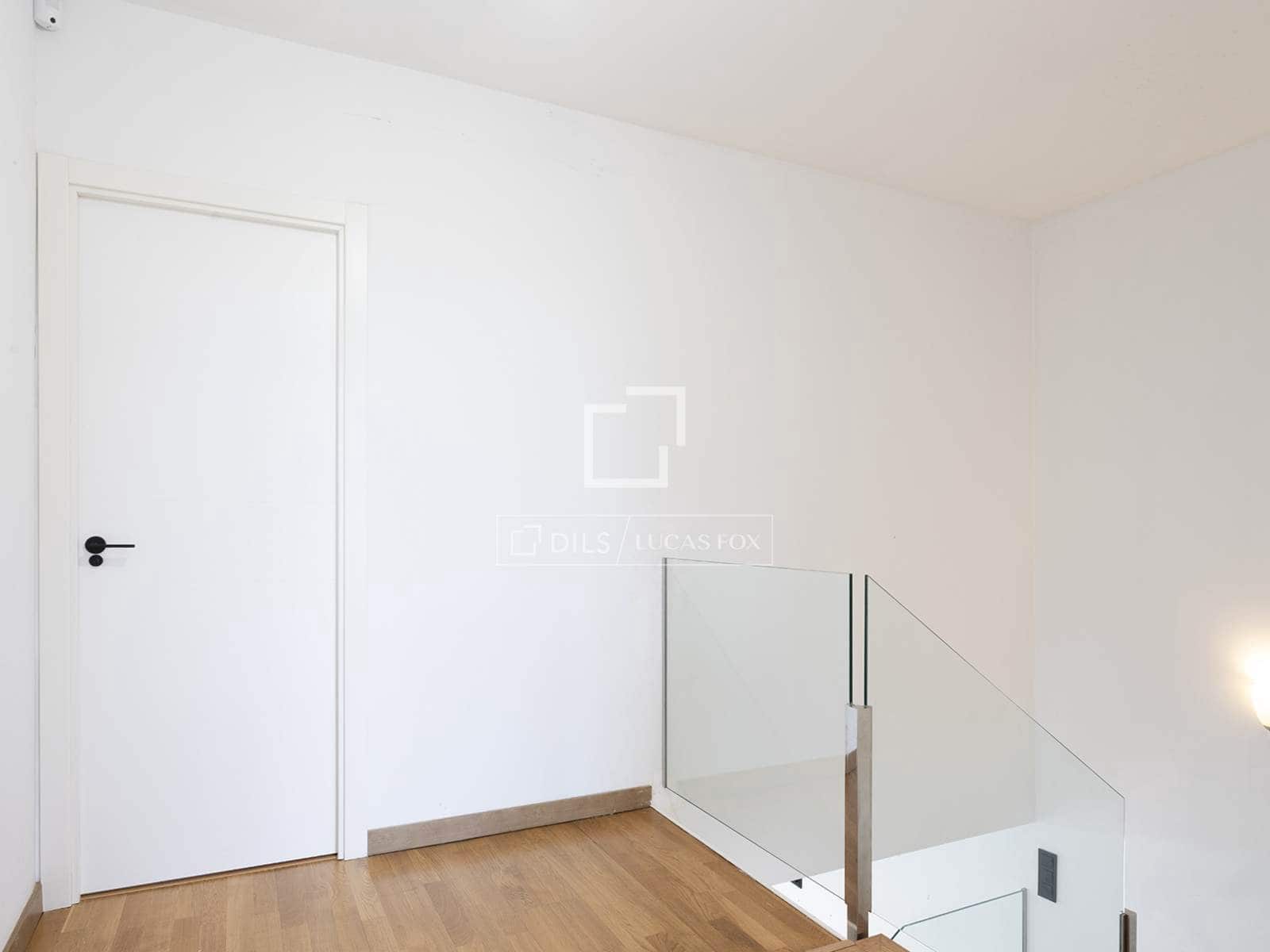 3 slaapkamer Villa te koop in Sanxenxo met zwembad garage - € 450.000 (Ref: 9967961)