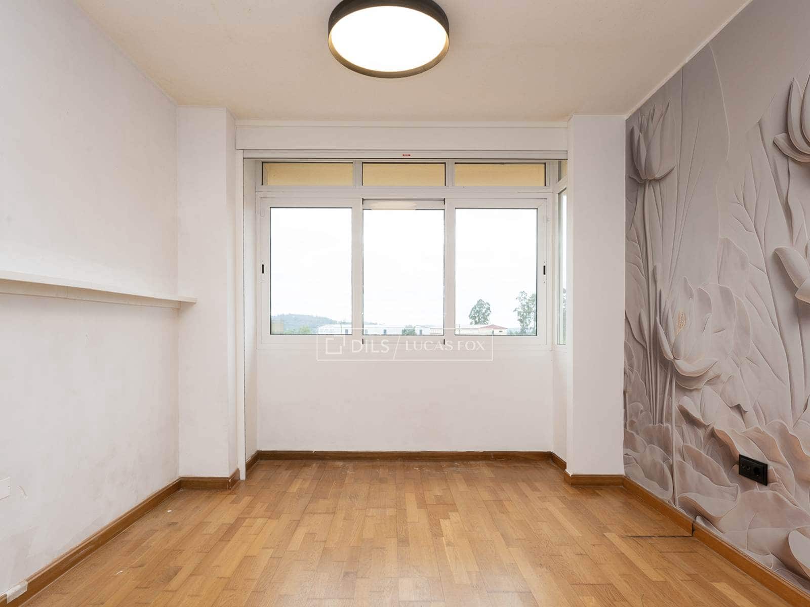 3 slaapkamer Villa te koop in Sanxenxo met zwembad garage - € 450.000 (Ref: 9967961)