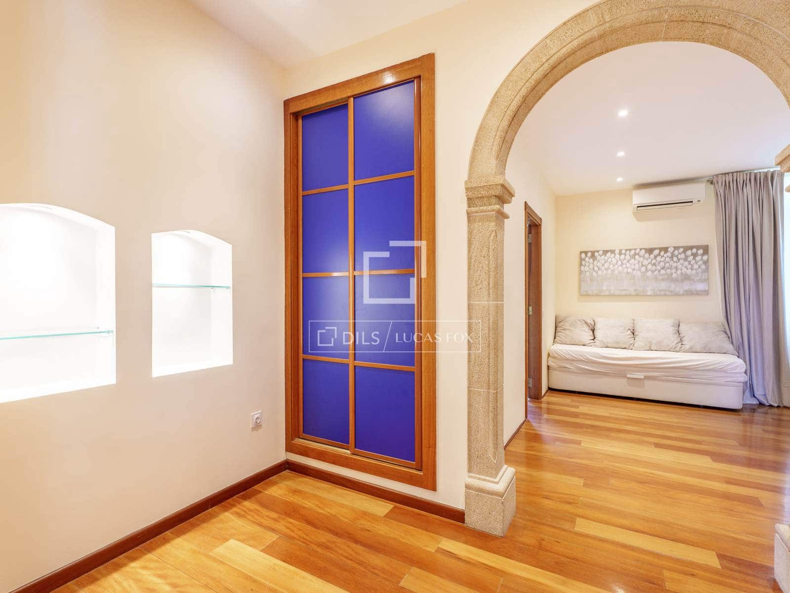 6 bedroom Villa for sale in Godella with pool garage - € 2,950,000 (Ref: 9968476)