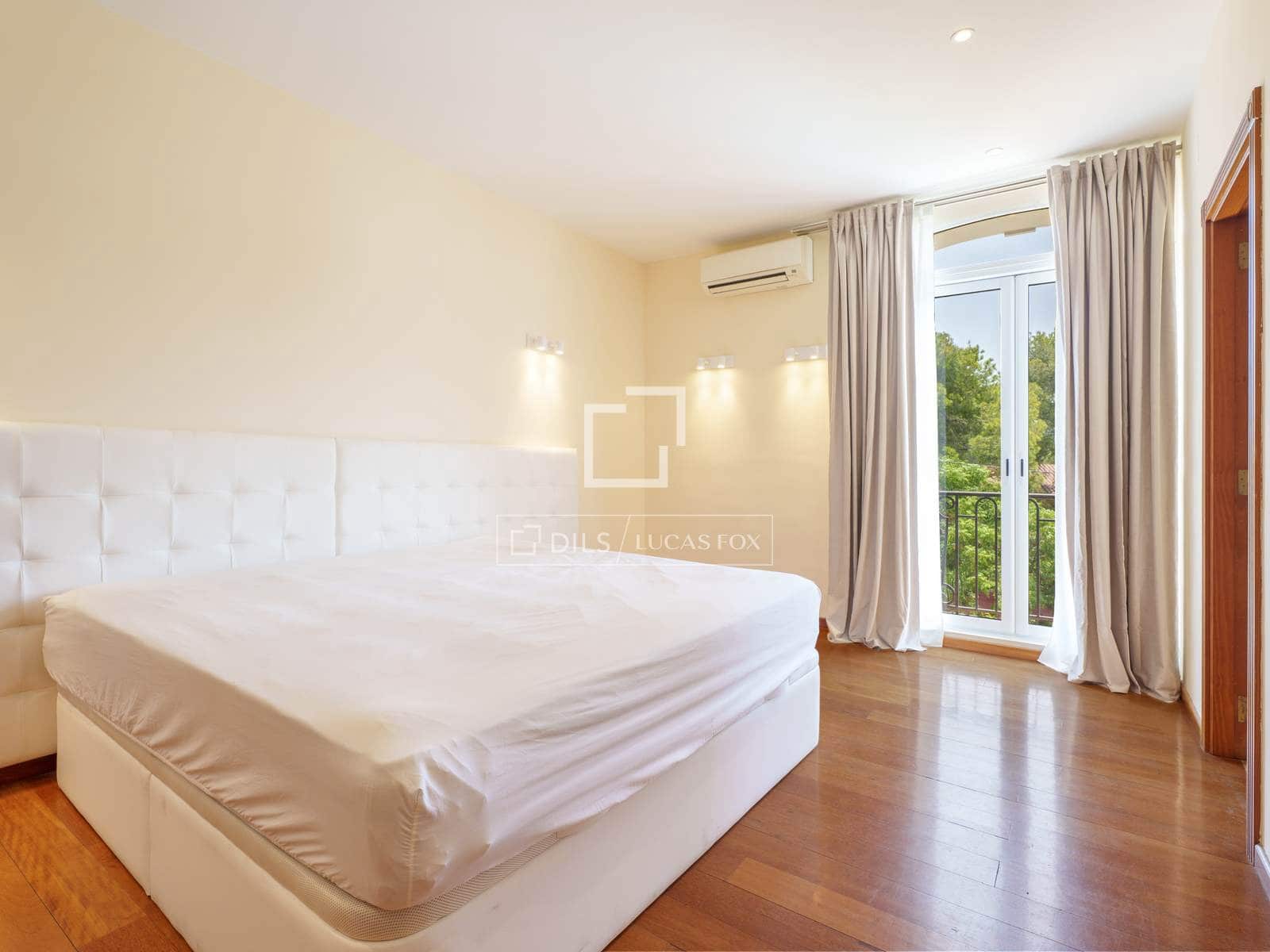 6 bedroom Villa for sale in Godella with pool garage - € 2,950,000 (Ref: 9968476)
