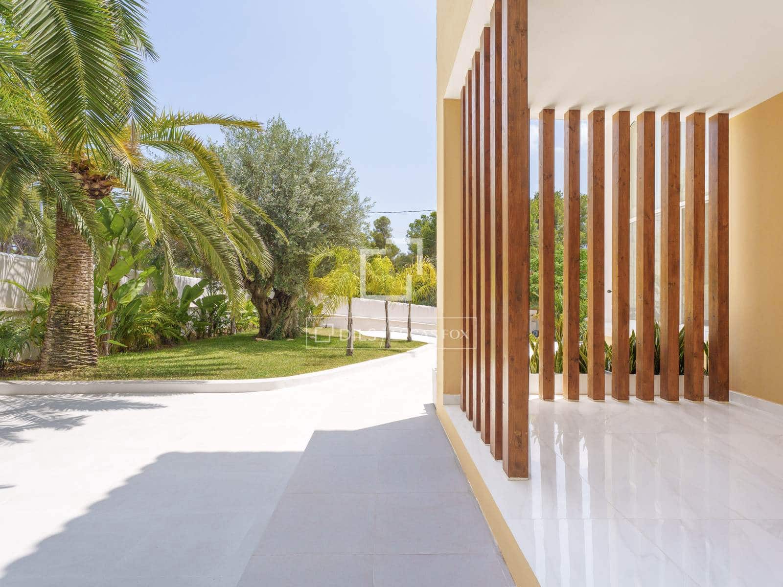 6 bedroom Villa for sale in Godella with pool garage - € 2,950,000 (Ref: 9968476)