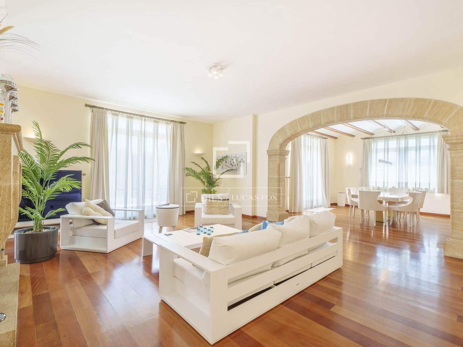 6 bedroom Villa for sale in Godella with pool garage - € 2,950,000 (Ref: 9968476)