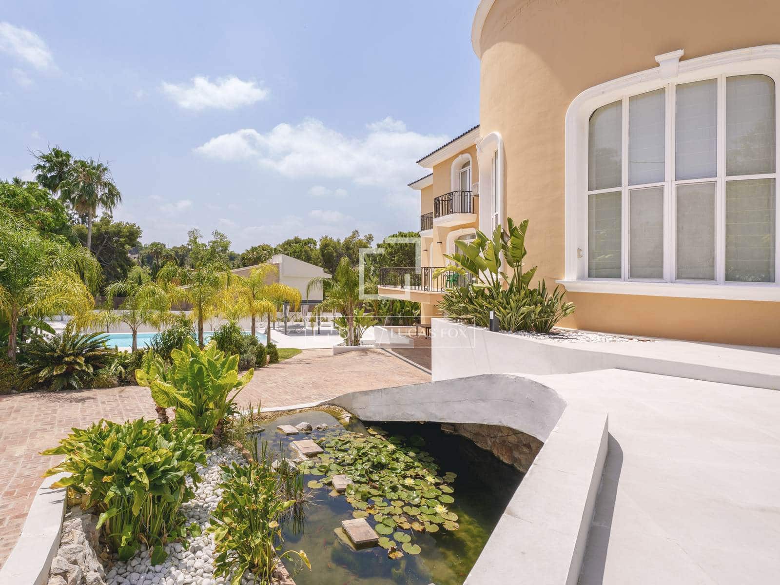 6 bedroom Villa for sale in Godella with pool garage - € 2,950,000 (Ref: 9968476)