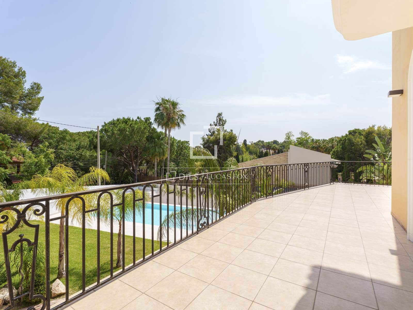6 bedroom Villa for sale in Godella with pool garage - € 2,950,000 (Ref: 9968476)