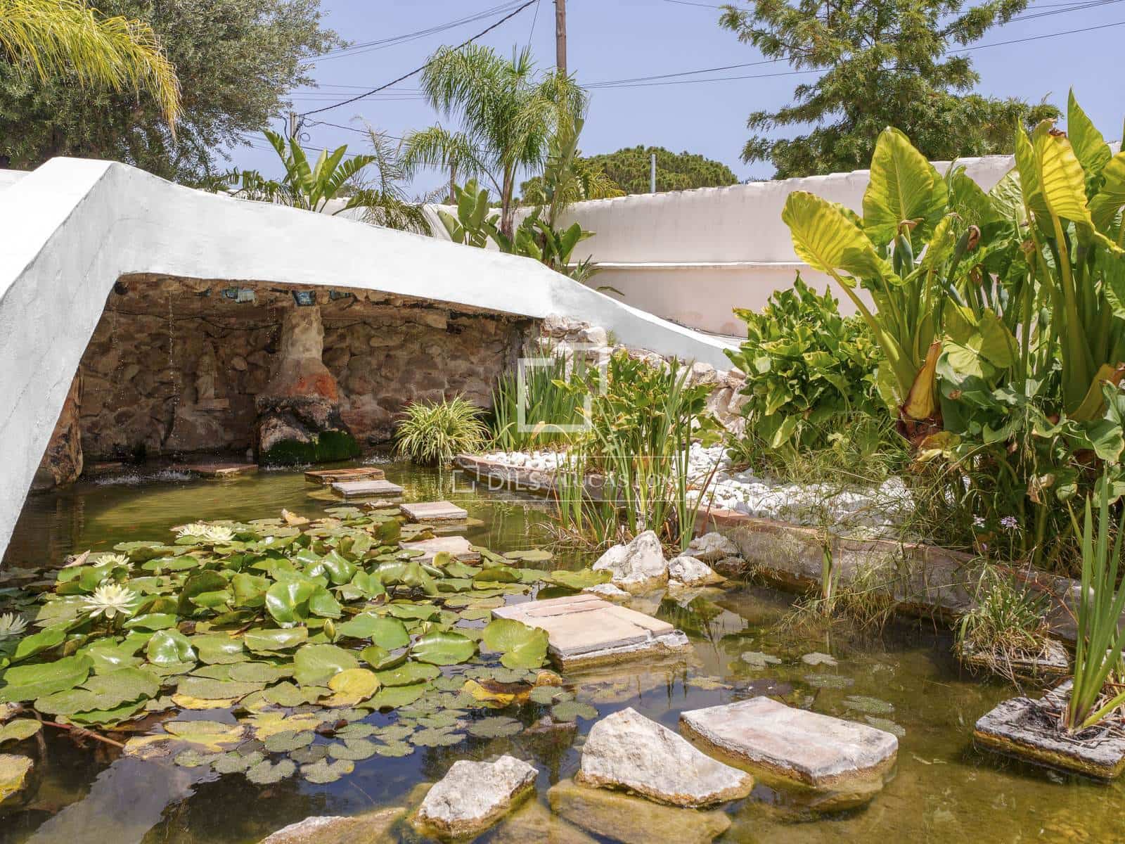 6 bedroom Villa for sale in Godella with pool garage - € 2,950,000 (Ref: 9968476)