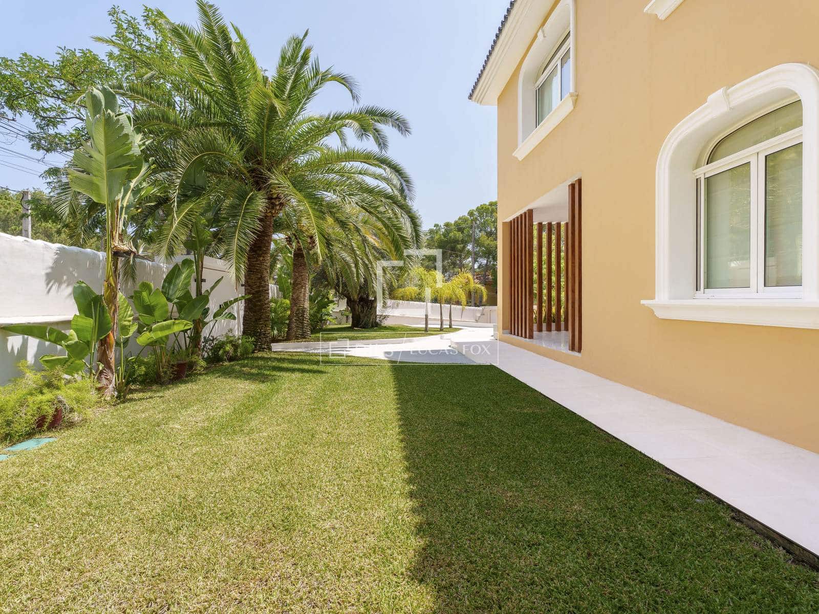 6 bedroom Villa for sale in Godella with pool garage - € 2,950,000 (Ref: 9968476)