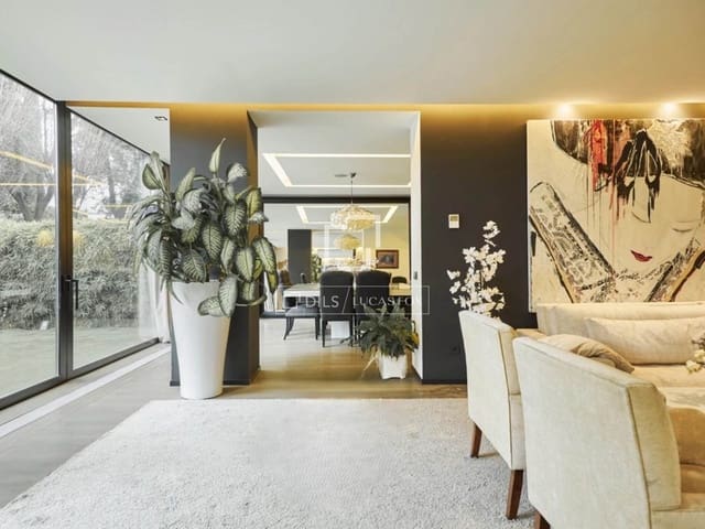5 slaapkamer Villa te koop in Alcobendas met zwembad garage - € 4.250.000 (Ref: 9968657)