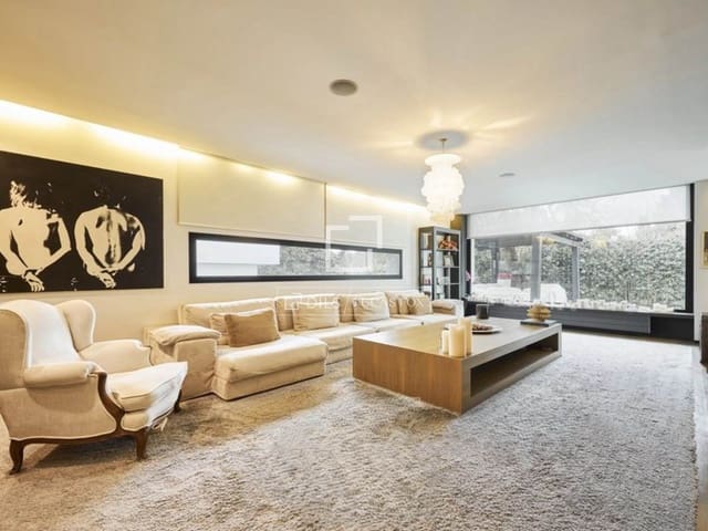 5 slaapkamer Villa te koop in Alcobendas met zwembad garage - € 4.250.000 (Ref: 9968657)