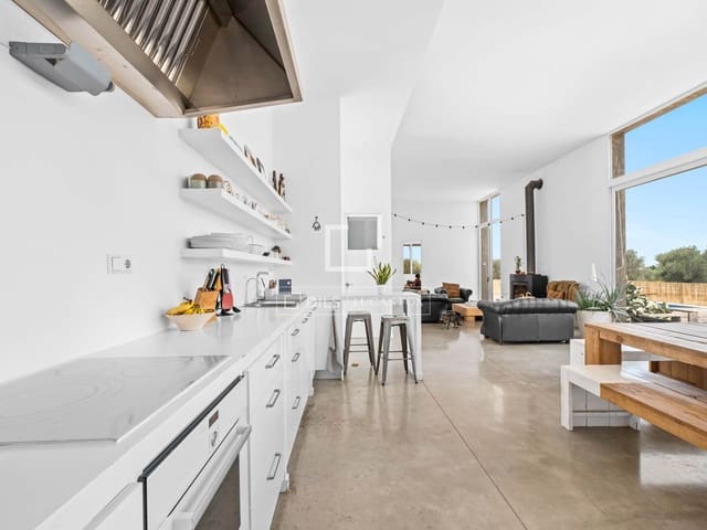 4 soverom Villa til salgs i Elche / Elx med svømmebasseng - € 750 000 (Ref: 9968905)