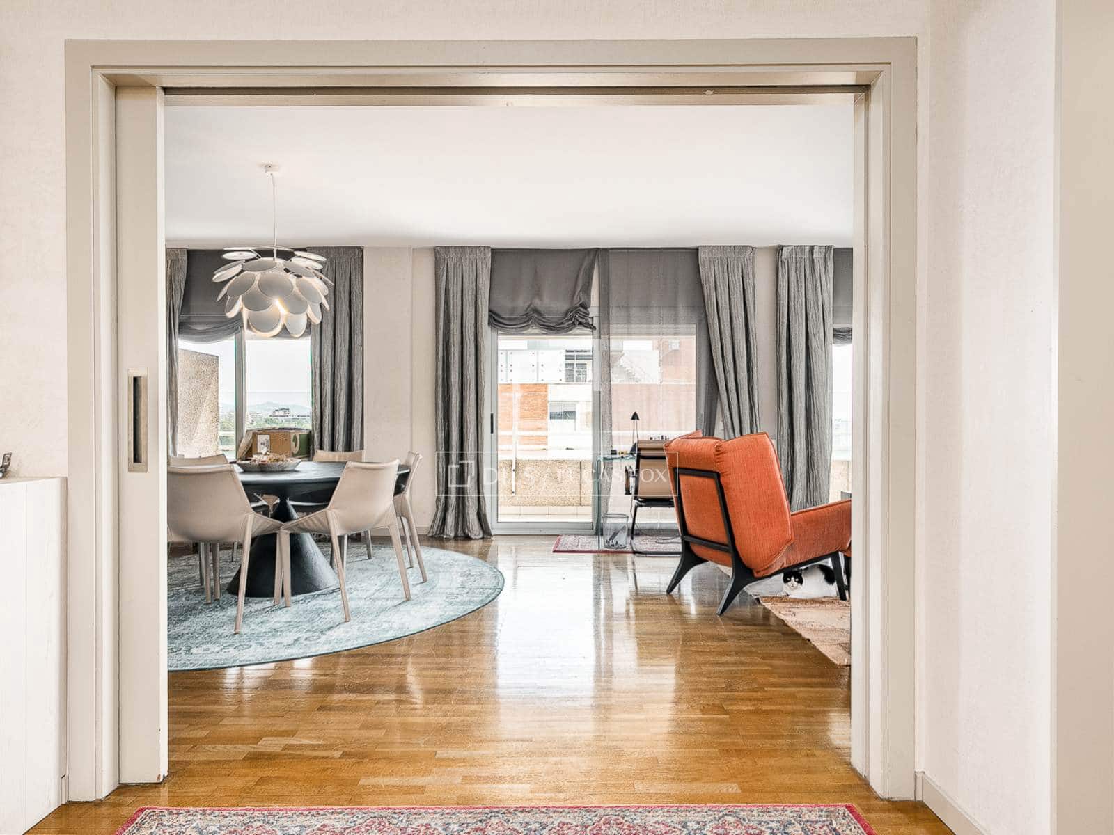 Apartamento de 4 habitaciones en Barcelona ciudad en venta con piscina garaje - 1.495.000 € (Ref: 9969007)