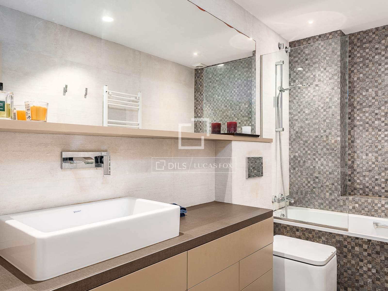 Apartamento de 4 habitaciones en Barcelona ciudad en venta con piscina garaje - 1.495.000 € (Ref: 9969007)