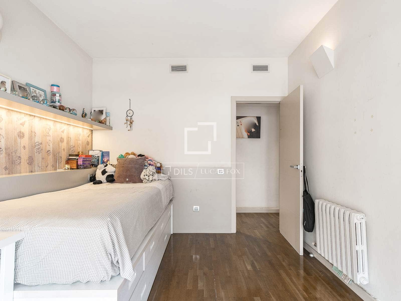 Apartamento de 4 habitaciones en Barcelona ciudad en venta con piscina garaje - 1.495.000 € (Ref: 9969007)