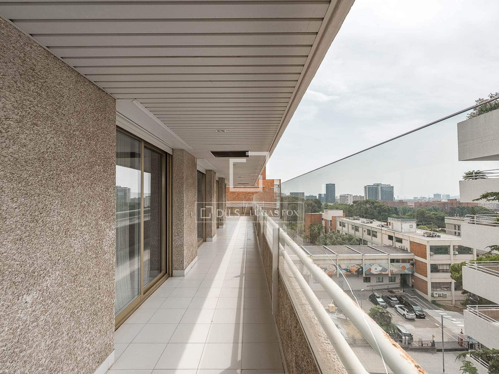 Apartamento de 4 habitaciones en Barcelona ciudad en venta con piscina garaje - 1.495.000 € (Ref: 9969007)