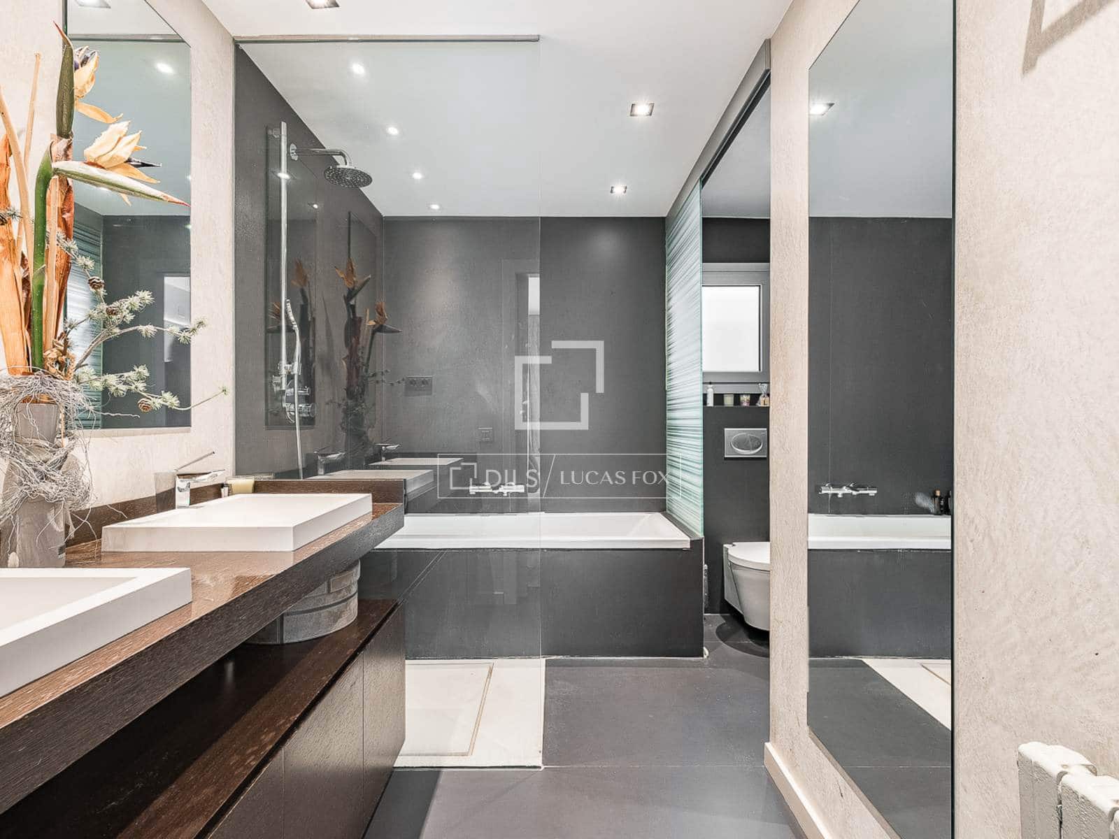 Apartamento de 4 habitaciones en Barcelona ciudad en venta con piscina garaje - 1.495.000 € (Ref: 9969007)