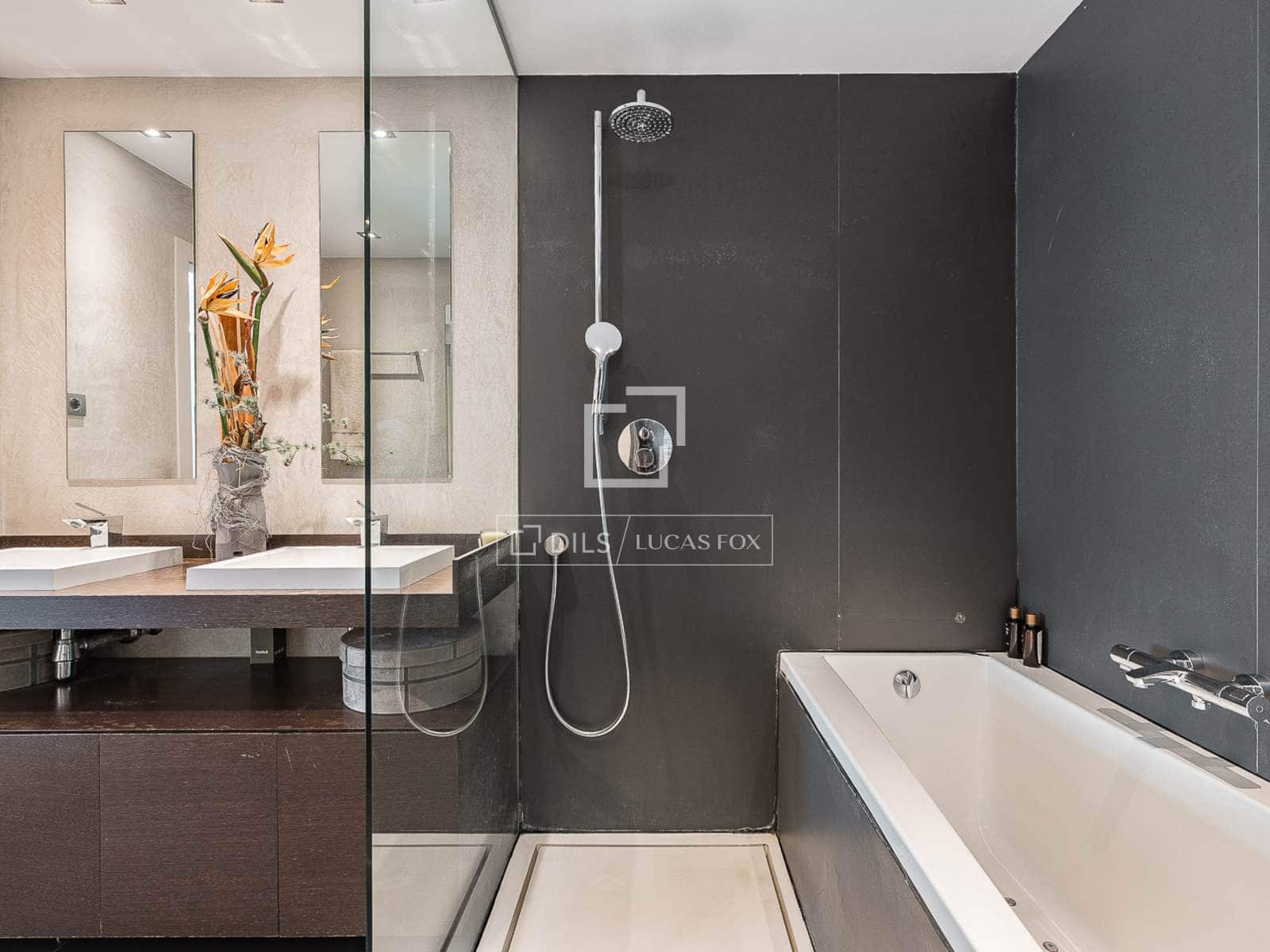 Apartamento de 4 habitaciones en Barcelona ciudad en venta con piscina garaje - 1.495.000 € (Ref: 9969007)