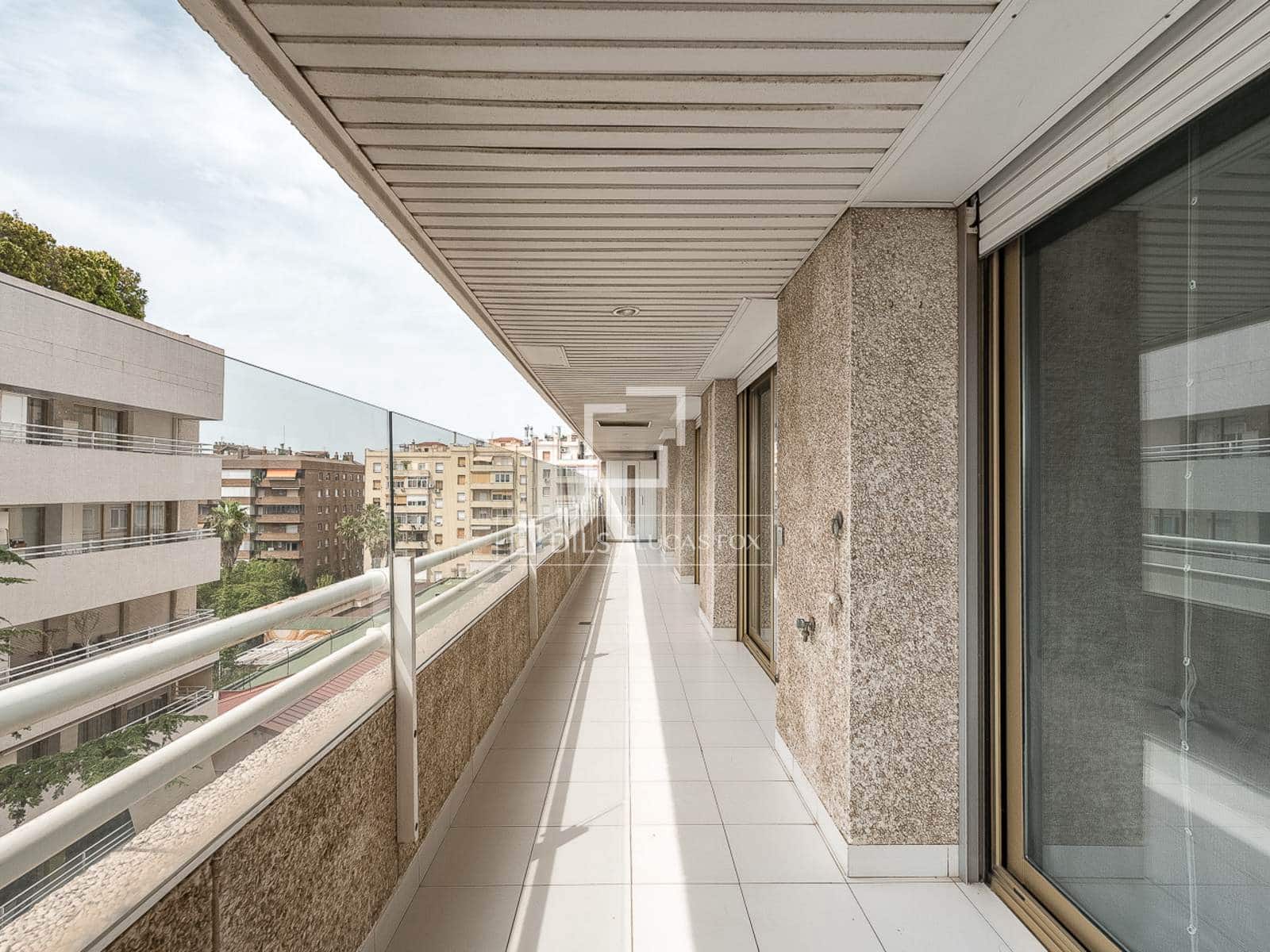 Apartamento de 4 habitaciones en Barcelona ciudad en venta con piscina garaje - 1.495.000 € (Ref: 9969007)
