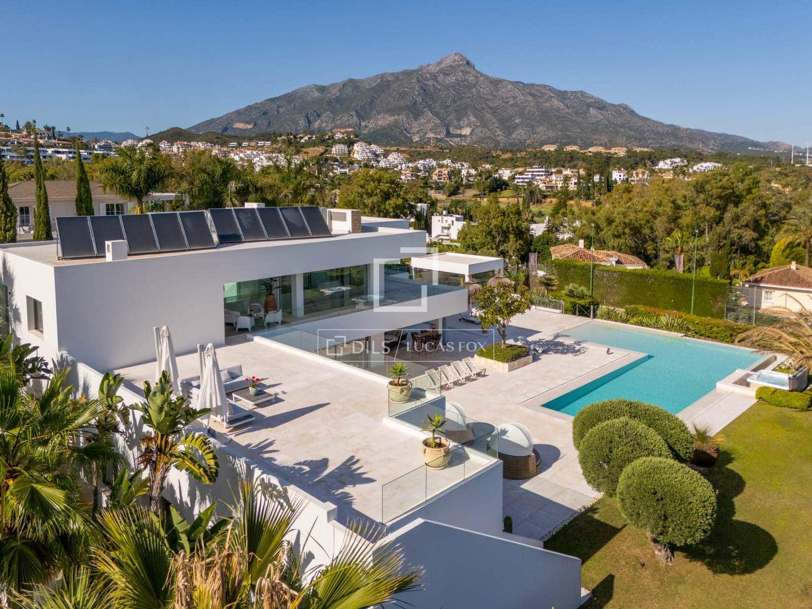 7 chambre Villa/Maison à vendre à Marbella avec piscine garage - 7 950 000 € (Ref: 9969008)