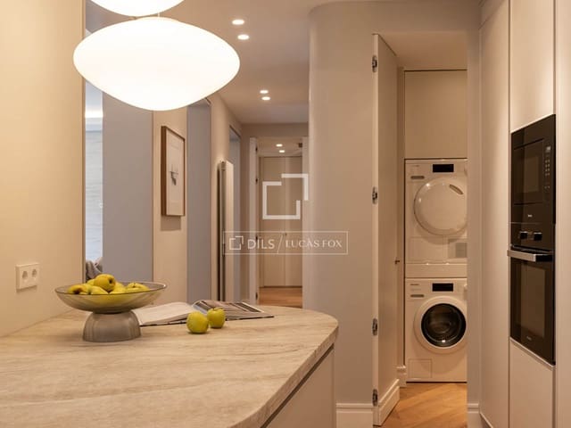 3 soverom Leilighet til salgs i Almagro, Madrid by - € 3 300 000 (Ref: 9969009)