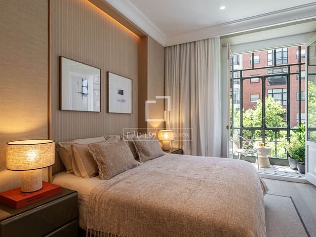 3 soverom Leilighet til salgs i Almagro, Madrid by - € 3 300 000 (Ref: 9969009)