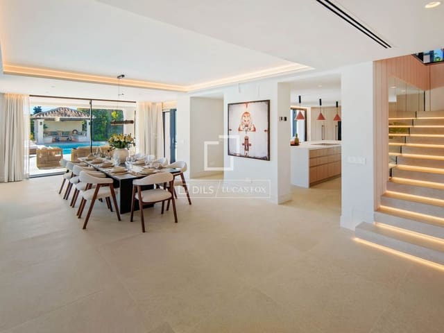 5 bedroom Villa for sale in Marbella with pool garage - € 5,995,000 (Ref: 9969010)
