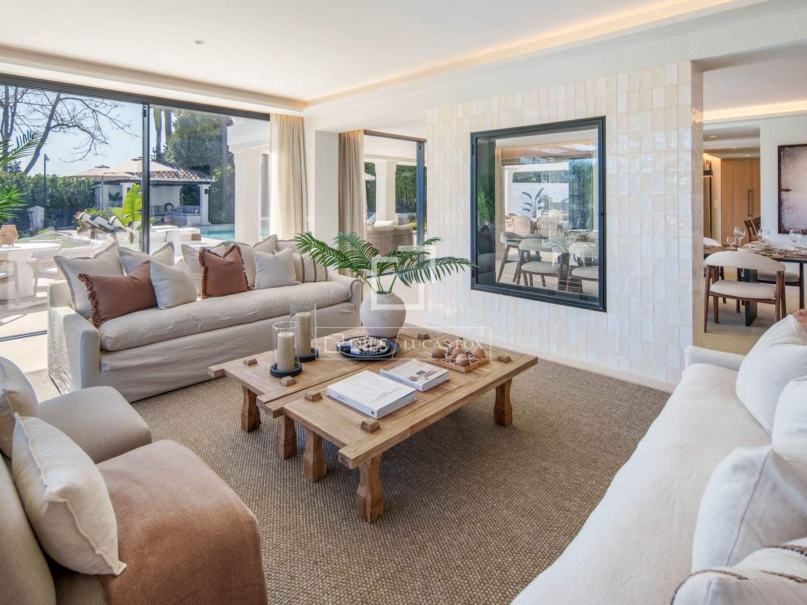 5 bedroom Villa for sale in Marbella with pool garage - € 5,995,000 (Ref: 9969010)