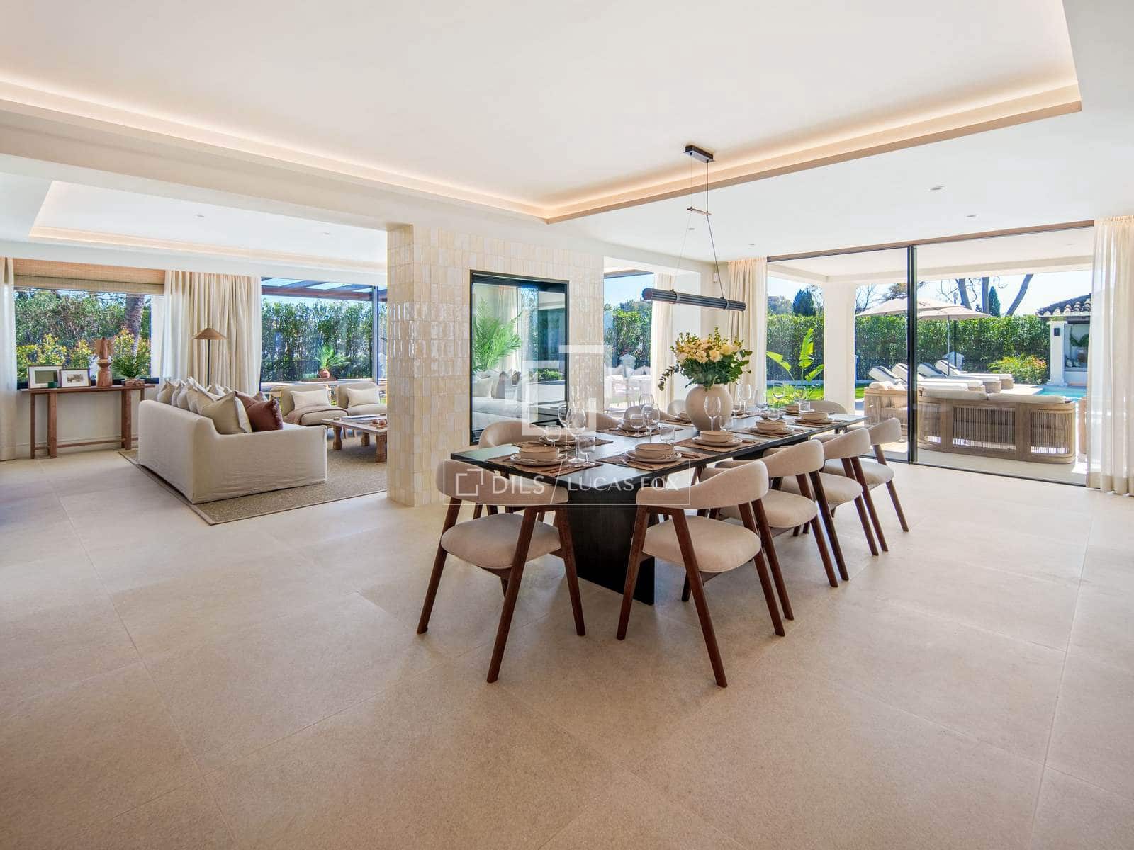 5 bedroom Villa for sale in Marbella with pool garage - € 5,995,000 (Ref: 9969010)