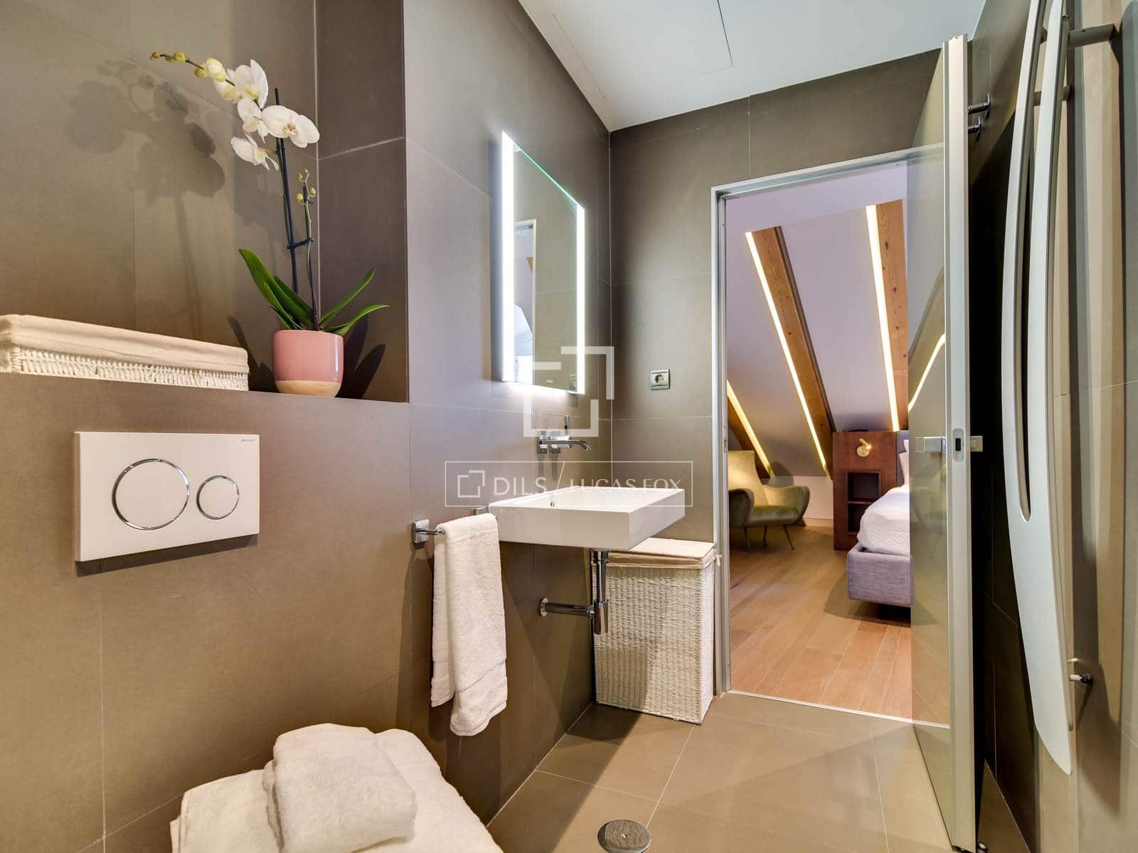 2 bedroom Apartment for rent in Madrid city - € 5,000 (Ref: 9970851)