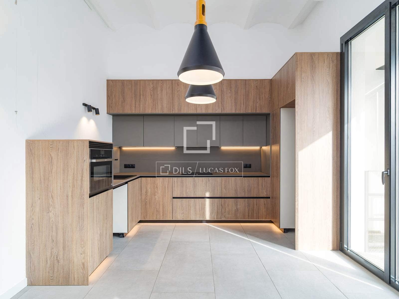 2 soveværelse Lejlighed til salg i Barcelona by med garage - € 840.000 (Ref: 9971435)