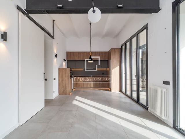 2 soverom Leilighet til salgs i Barcelona by med garasje - € 840 000 (Ref: 9971435)
