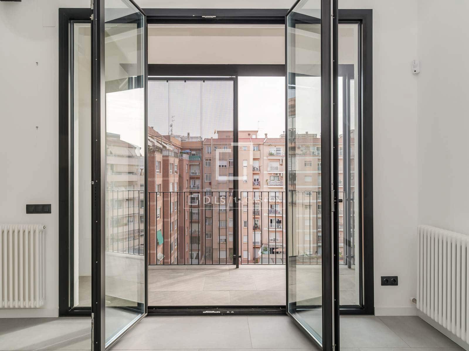 2 soveværelse Lejlighed til salg i Barcelona by med garage - € 840.000 (Ref: 9971435)