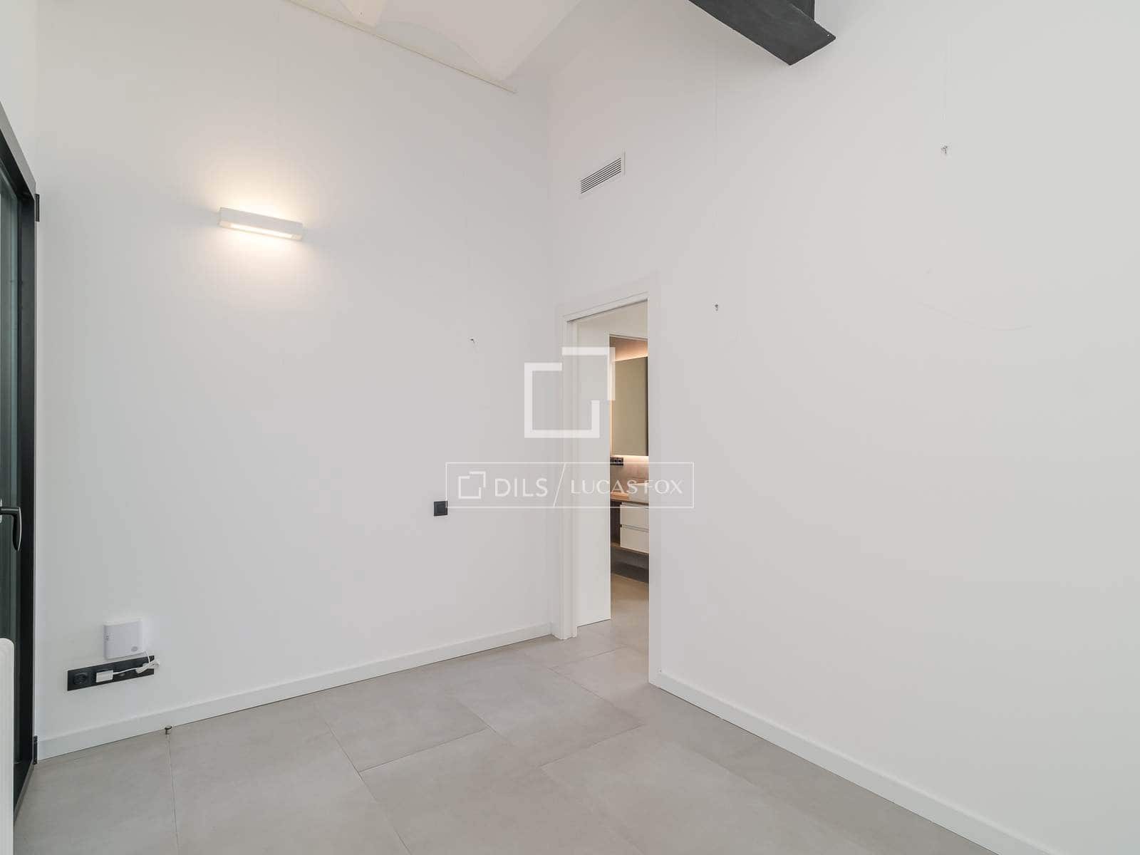 2 soveværelse Lejlighed til salg i Barcelona by med garage - € 840.000 (Ref: 9971435)