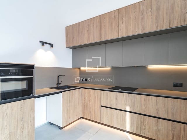 2 soverom Leilighet til salgs i Barcelona by med garasje - € 840 000 (Ref: 9971435)