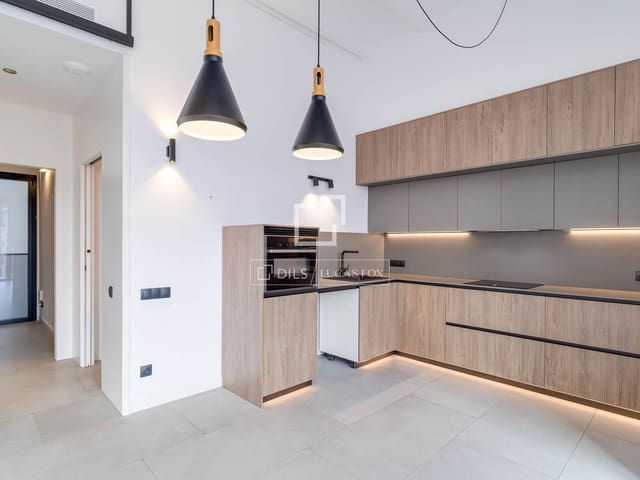 2 soverom Leilighet til salgs i Barcelona by med garasje - € 840 000 (Ref: 9971435)