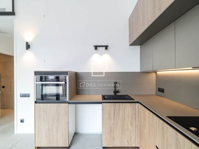 2 soverom Leilighet til salgs i Barcelona by med garasje - € 840 000 (Ref: 9971435)