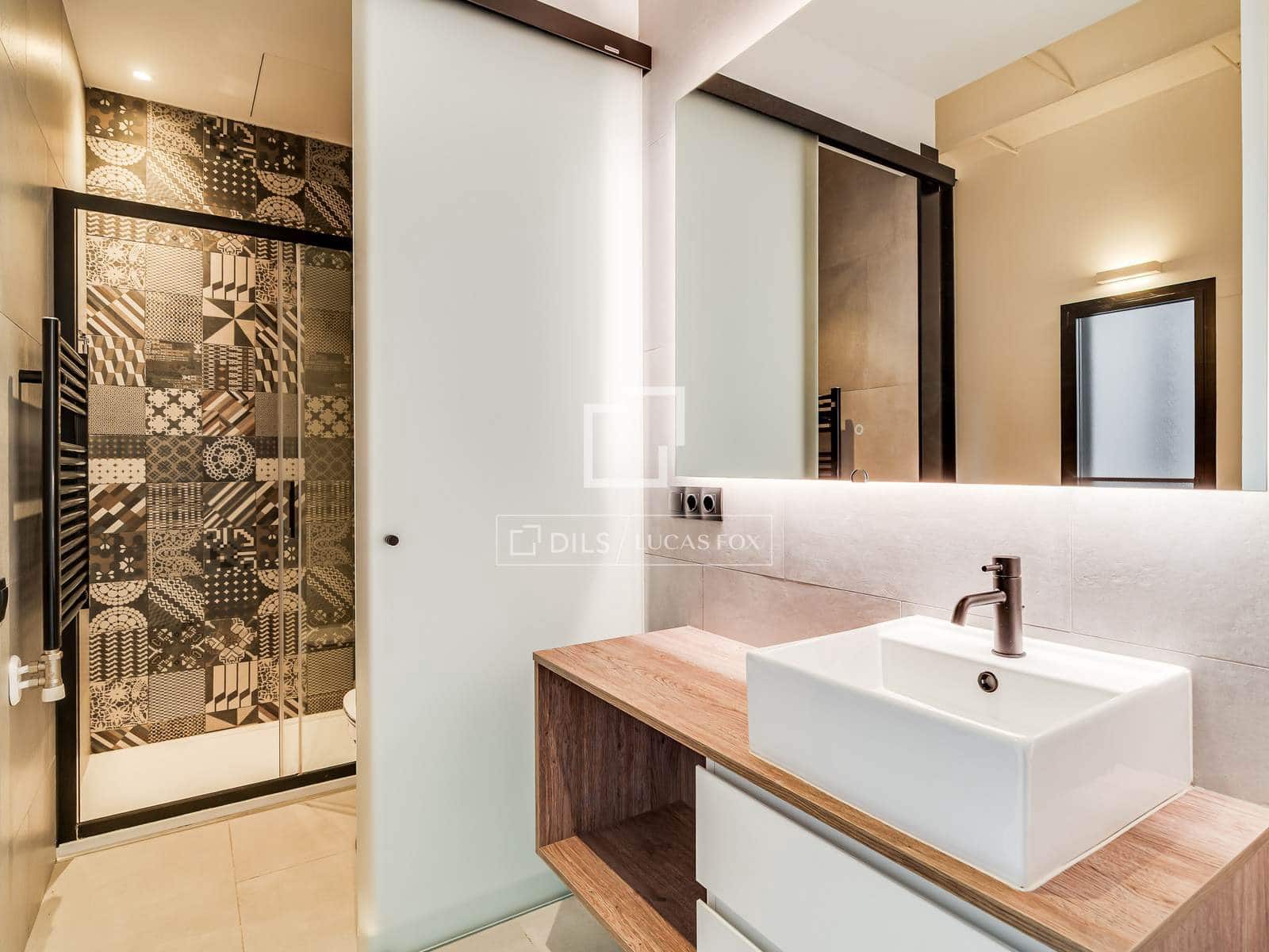 2 soveværelse Lejlighed til salg i Barcelona by med garage - € 840.000 (Ref: 9971435)