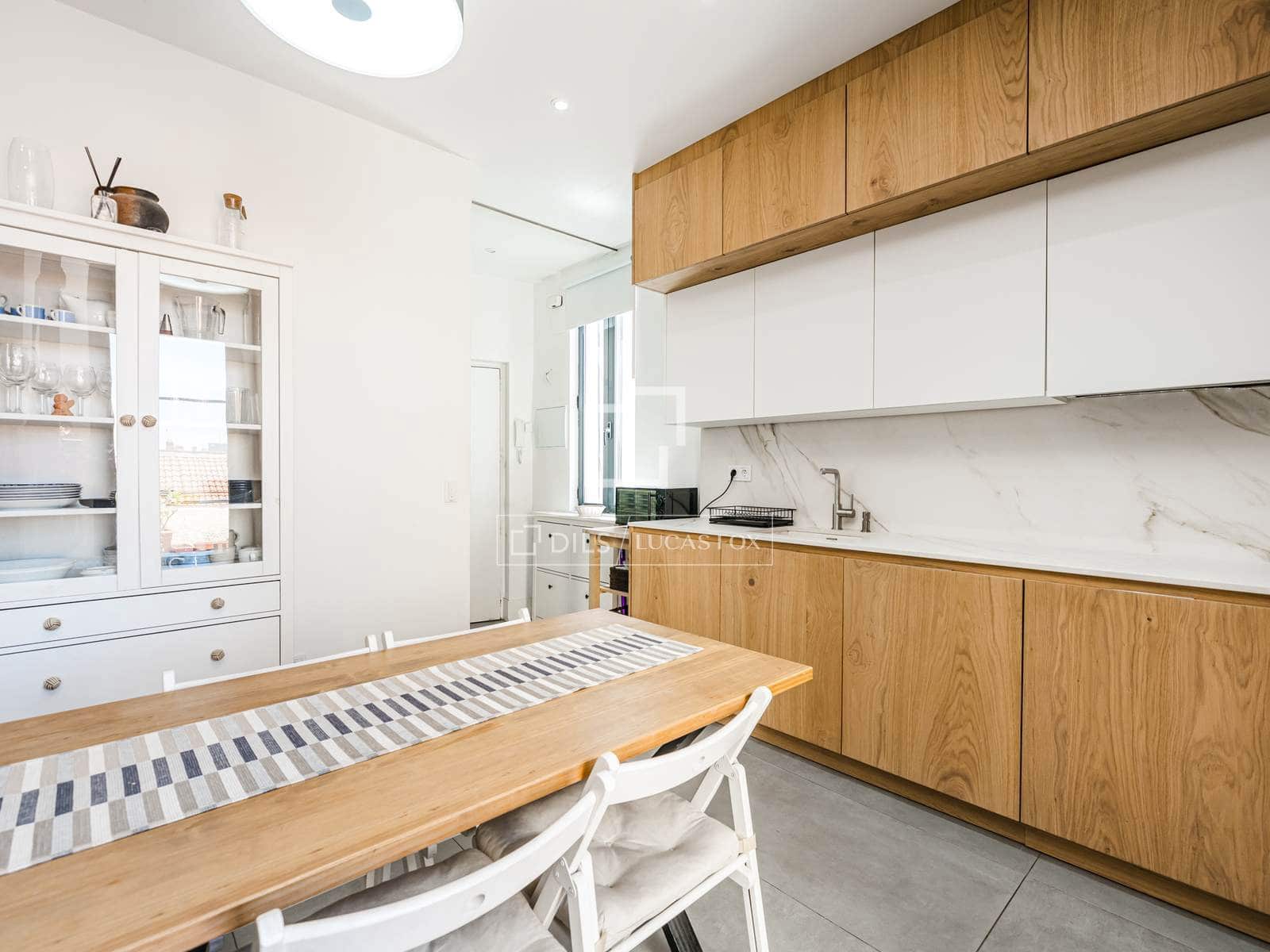 1 soveværelse Penthouse til salg i Madrid by - € 750.000 (Ref: 9971436)