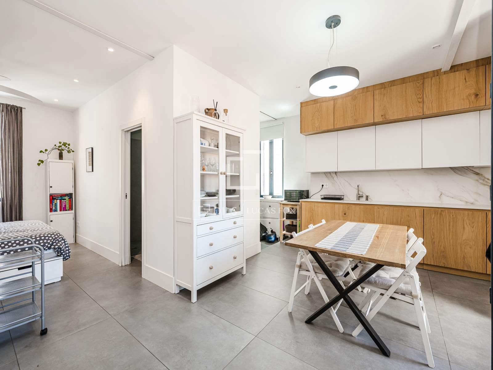 1 soveværelse Penthouse til salg i Madrid by - € 750.000 (Ref: 9971436)