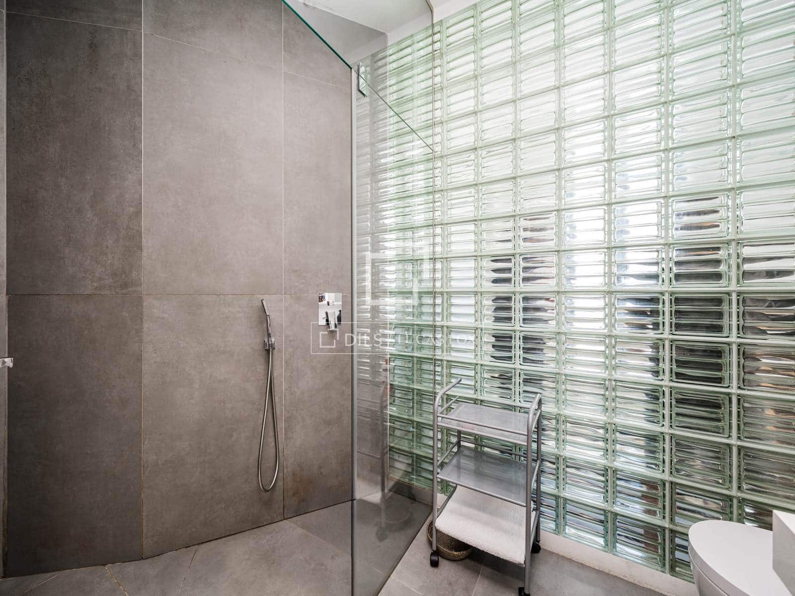 1 soveværelse Penthouse til salg i Madrid by - € 750.000 (Ref: 9971436)