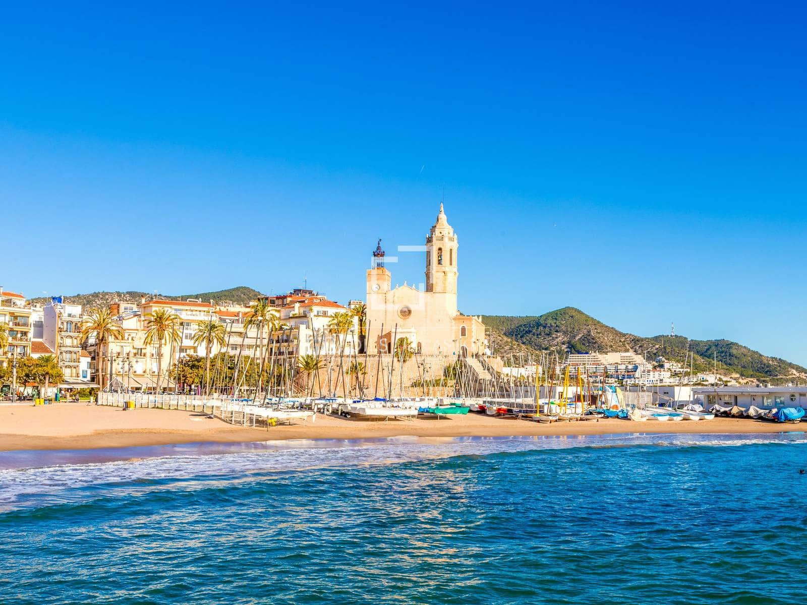 2 bedroom Apartment for sale in Sitges - € 555,000 (Ref: 9971437)